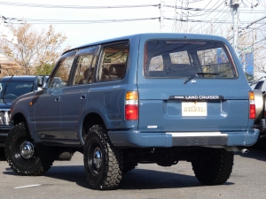 ランクル８０ランクル80　ディーゼル　丸目フェイス換装車両