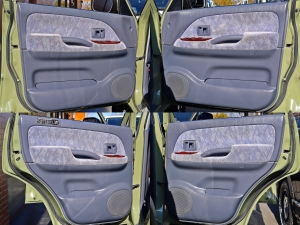 ランクルプラドキャンプ　車中泊　アウトドア　レジャー　内装架装