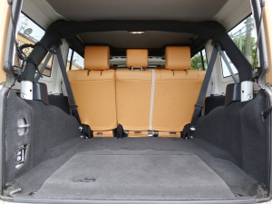 ＪＥＥＰラングラージープラングラーアンリミテッド　JK38L