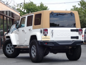 ＪＥＥＰラングラージープラングラーアンリミテッド　JK38L
