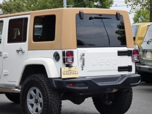 ＪＥＥＰラングラージープラングラーアンリミテッド　JK38L