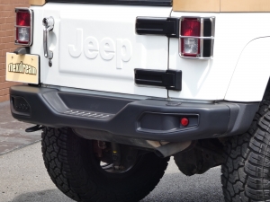 ＪＥＥＰラングラージープラングラーアンリミテッド　JK38L