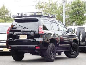 ランクルプラド150プラド　リフトアップ　ARB4x4ルーフラック