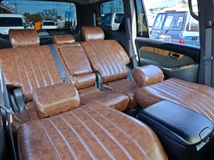 ランクルプラドアウトドア　キャンプ　車中泊　ベッド　キャンピングカー