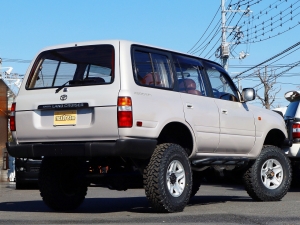 ランクル８０キャンプ　アウトドア　レジャー　４ＷＤ　ＳＵＶ
