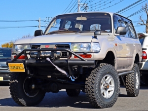 ランクル８０キャンプ　アウトドア　レジャー　４ＷＤ　ＳＵＶ