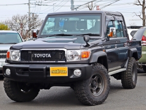 ランクル７０アウトドア　キャンプ　車中泊　バンライフ　１BOX　ベッド　キャンピングカー