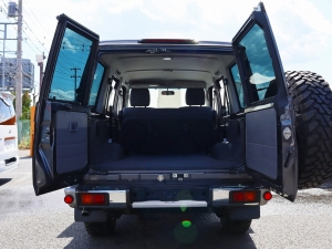 ランクル７０アウトドア　キャンプ　７０　再販　ＳＵＶ