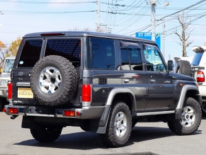 ランクル７０アウトドア　キャンプ　７０　再販　ＳＵＶ