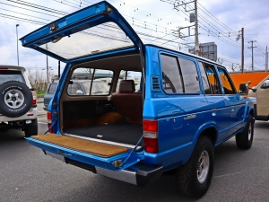 ランクル６０アウトドア　キャンプ　車中泊　レトロ　ランクル　６０