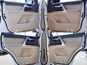 ランクル２００キャンプ　アウトドア　レジャー　４ＷＤ　ＳＵＶ