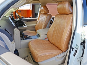 ランクル２００キャンプ　アウトドア　レジャー　４ＷＤ　ＳＵＶ