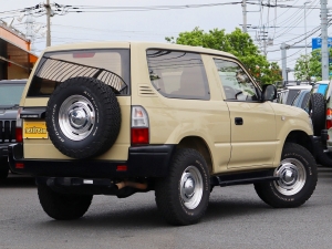 ランクルプラドアウトドア　キャンプ　車中泊　バンライフ　キャンピング