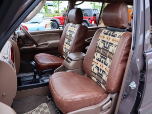 ランクルプラドキャンプ　アウトドア　レジャー　４ＷＤ　ＳＵＶ