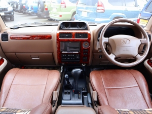 ランクルプラドキャンプ　アウトドア　レジャー　４ＷＤ　ＳＵＶ