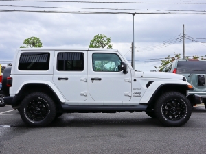 ＪＥＥＰラングラーアウトドア　キャンプ　ラングラー　JL　４WD