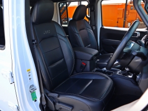 ＪＥＥＰラングラーアウトドア　キャンプ　ラングラー　JL　４WD