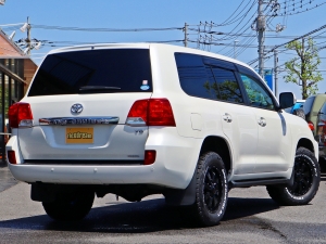 ランクル２００アウトドア　キャンプ　車中泊　ランクル　V8　
