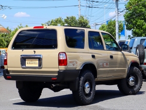ハイラックスサーフサーフ　ハイラックス　SUV　四駆　４WD