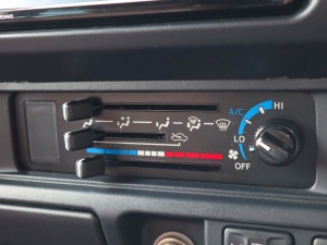 ランクル７０ランクル70　再販　MT　アウトドア　四駆　４WD