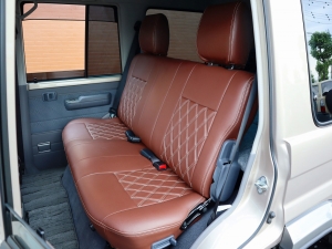 ランクル７０ランクル70　再販　MT　アウトドア　四駆　４WD
