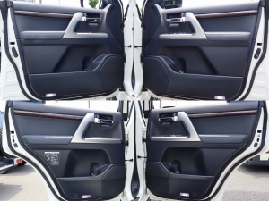 ランクル２００ランクル　ワゴン　４WD　四駆　SUV
