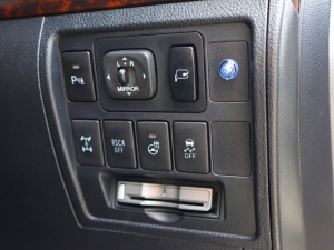 ランクル２００ランクル　ワゴン　４WD　四駆　SUV