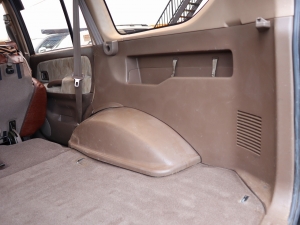 ランクルプラドアウトドア　キャンプ　車中泊　95プラド　Classic　