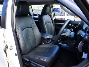 ハイラックスハイラックス　ピックアップ　ARB　ブルバー　ニトロチャージャー