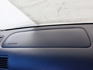 ハイエース100系後期型　最終型　車中泊　バンライフ　１BOX　ベッド　キャンピングカー