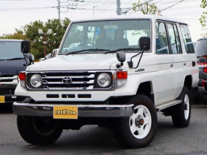 ランクル７０ランクル　７０　ＬＸ　デフロック　５速ＭＴ