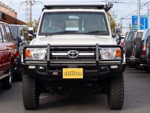 ランクル７０70　バン　５速　MT　再販モデル　４WD