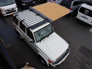 ランクル７０70　バン　５速　MT　再販モデル　４WD