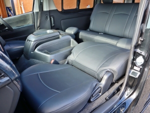 ハイエースバンアウトドア　キャンプ　車中泊　バンライフ　１BOX　ベッド　キャンピングカー
