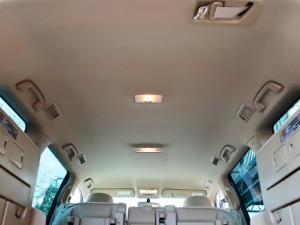 ランクル２００ランクル　２００　AX　パール　V8