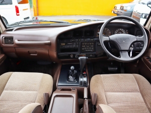 ランクル８０キャンプ　アウトドア　レジャー　４ＷＤ　ＳＵＶ