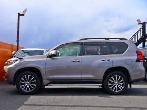 ランクルプラドキャンプ　アウトドア　レジャー　４ＷＤ　ＳＵＶ