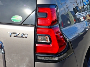 ランクルプラドキャンプ　アウトドア　レジャー　４ＷＤ　ＳＵＶ