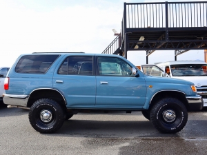 ハイラックスサーフキャンプ　アウトドア　レジャー　４ＷＤ　ＳＵＶ