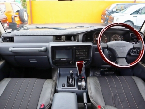 ランクル８０キャンプ　アウトドア　レジャー　４ＷＤ　ＳＵＶ