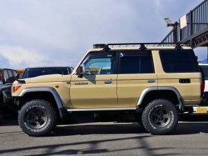 ランクル７０キャンプ　アウトドア　レジャー　４ＷＤ　ＳＵＶ