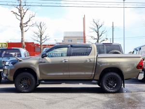 ハイラックスキャンプ　アウトドア　レジャー　４ＷＤ　ＳＵＶ