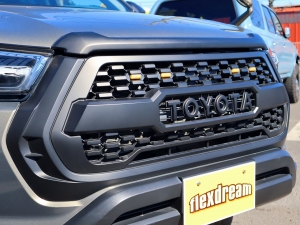ハイラックスキャンプ　アウトドア　レジャー　４ＷＤ　ＳＵＶ