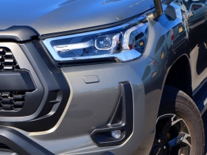 ハイラックスキャンプ　アウトドア　レジャー　４ＷＤ　ＳＵＶ