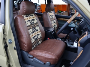ランクルプラドキャンプ　アウトドア　レジャー　４ＷＤ　ＳＵＶ
