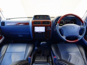 ランクルプラド95系キャンプ　アウトドア　レジャー　４ＷＤ　ＳＵＶ
