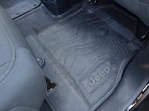 ＪＥＥＰラングラーキャンプ　アウトドア　レジャー　４ＷＤ　ＳＵＶ