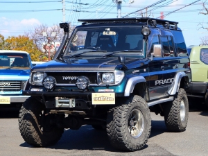 ランクルプラドキャンプ　アウトドア　レジャー　４ＷＤ　ＳＵＶ
