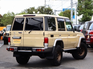 ランクル７０キャンプ　アウトドア　レジャー　４ＷＤ　ＳＵＶ