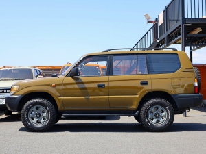 ランクルプラドキャンプ　アウトドア　レジャー　４ＷＤ　ＳＵＶ